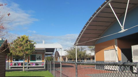 Quinns Beach Primary School - University Australia 1