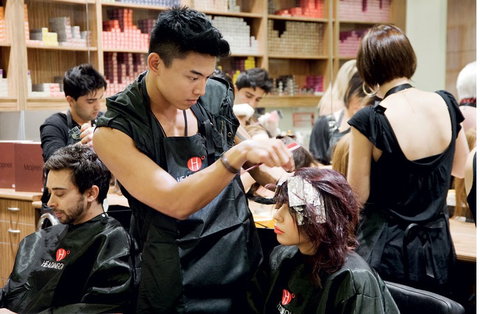 Heading Out Hairdressing Academy - Education Directory 1