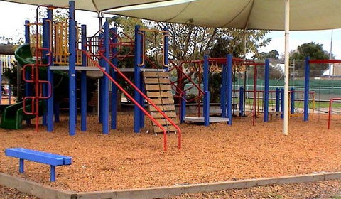 St Louis De Montforts Primary School - Education Directory 2