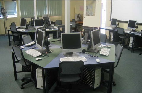 St Louis De Montforts Primary School - Education Directory 3