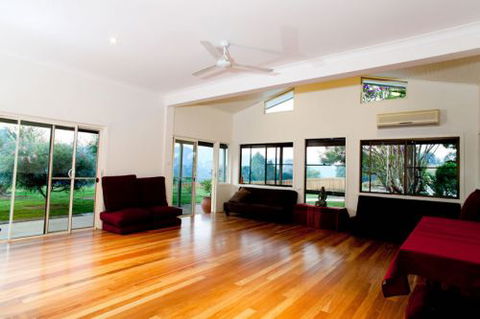 Australian College Of Eastern Medicine - University Australia 1