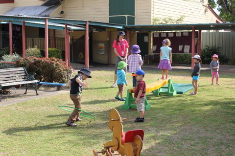 New School Of Arts Neighbourhood House Inc. Neighbourhood Centre, Childcare & OOSH Services - Education Directory 2