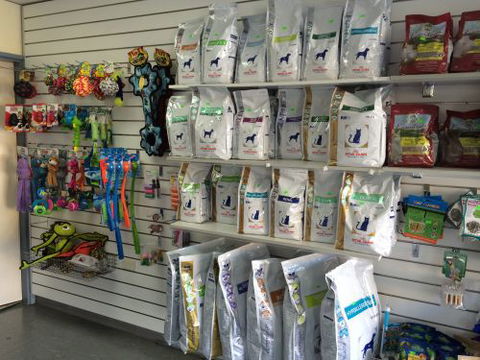 Albion Park Veterinary Hospital - Education Directory 2